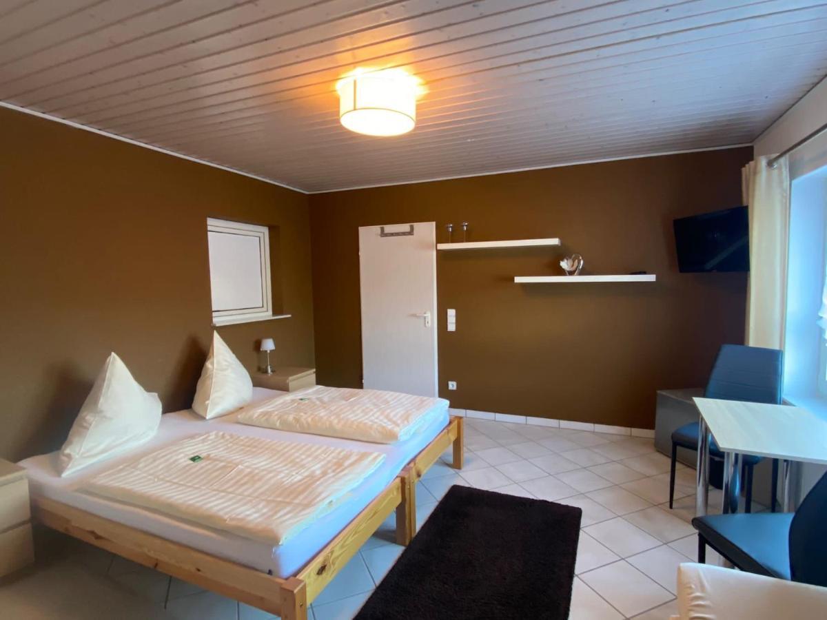 Privatzimmer Hoffmann 칼틴번 외부 사진